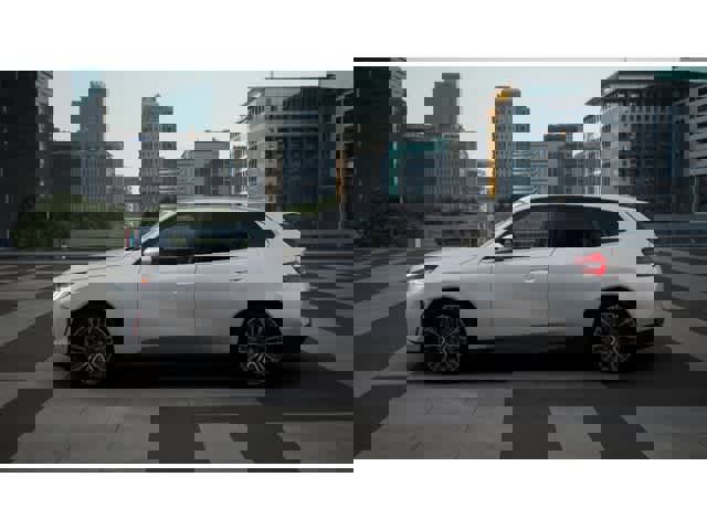 Used 2026 BMW X3 xDrive30 w/ Premium Package image 4