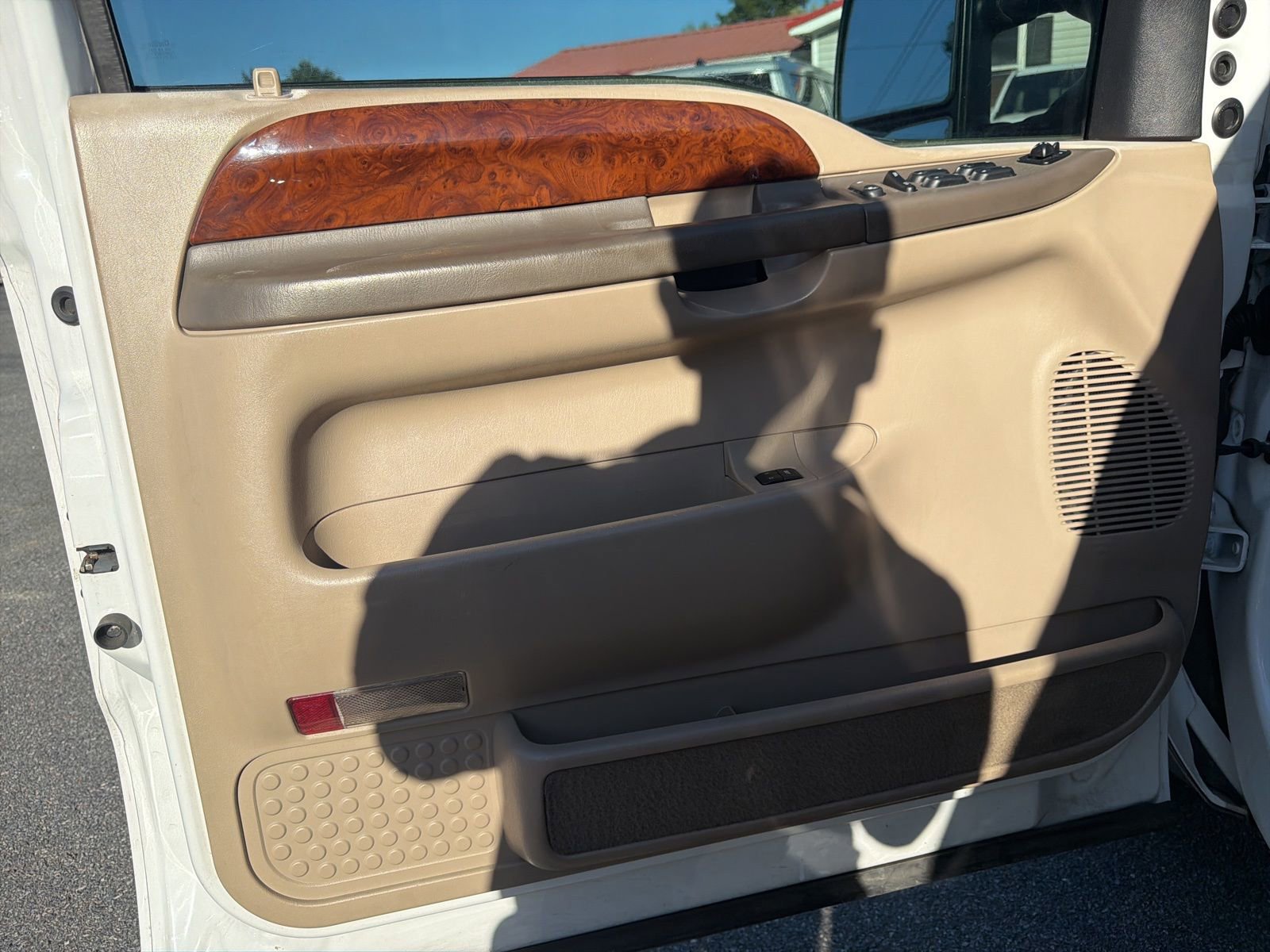 Used 2002 Ford Excursion Limited RWD image 13