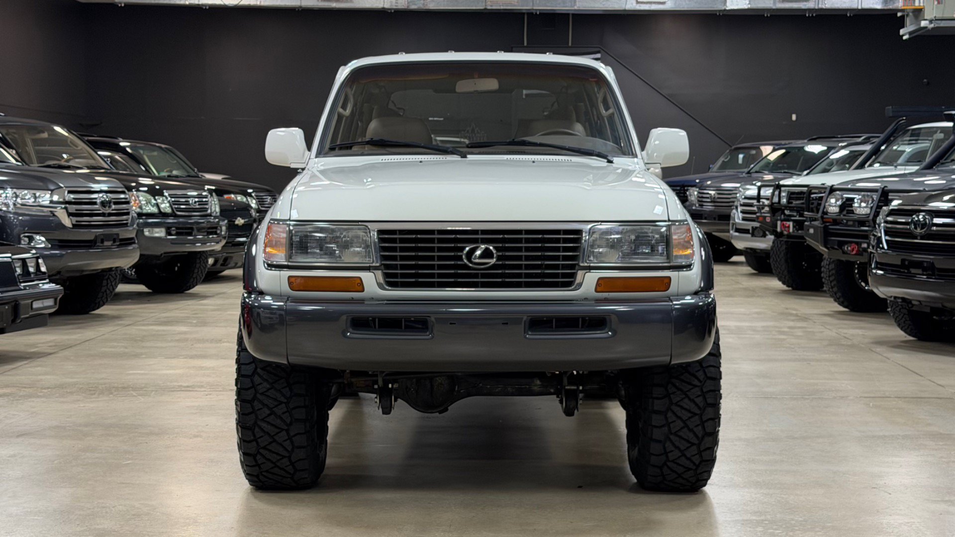 Used 1997 Lexus LX 450 4WD image 3