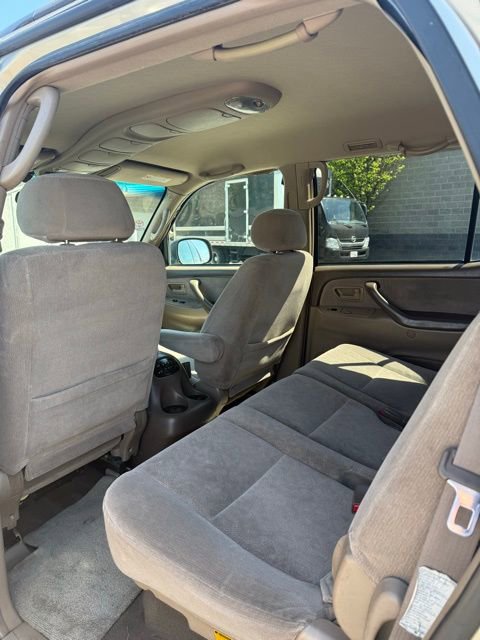 Used 2002 Toyota Sequoia SR5 RWD image 30