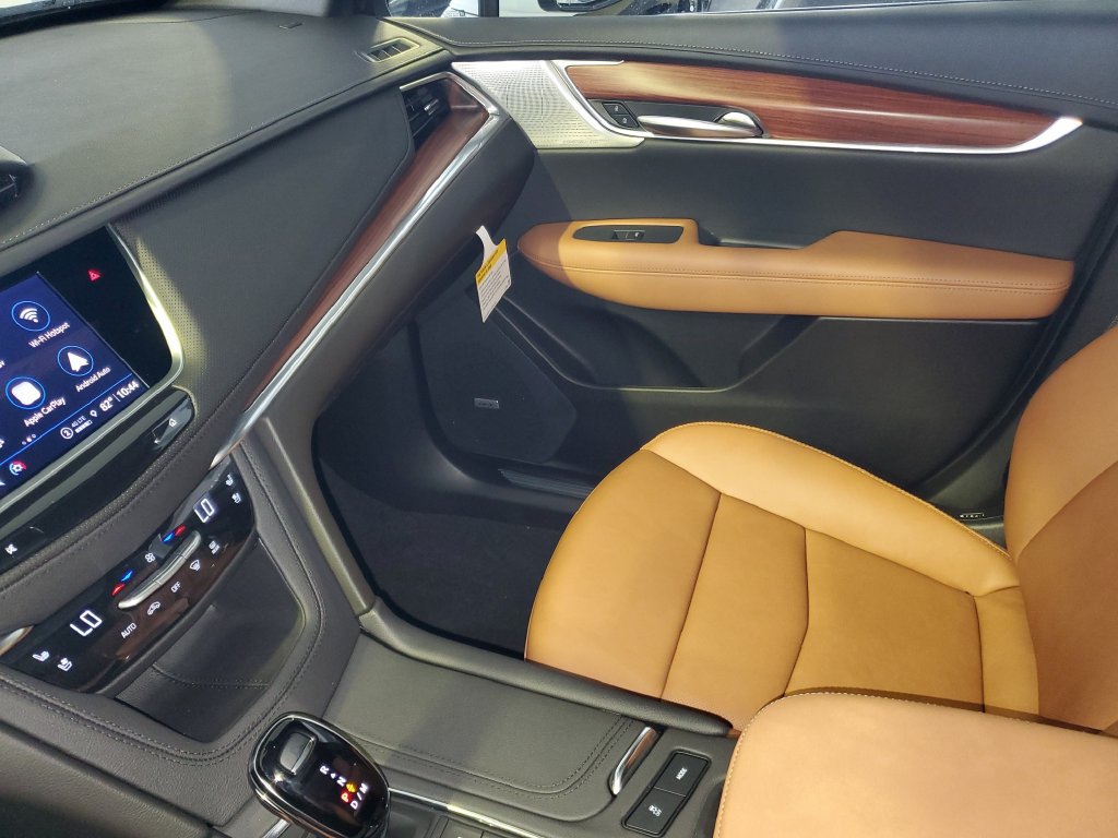 New 2026 Cadillac XT5 Premium Luxury w/ Driver Assist Package FWD image 20