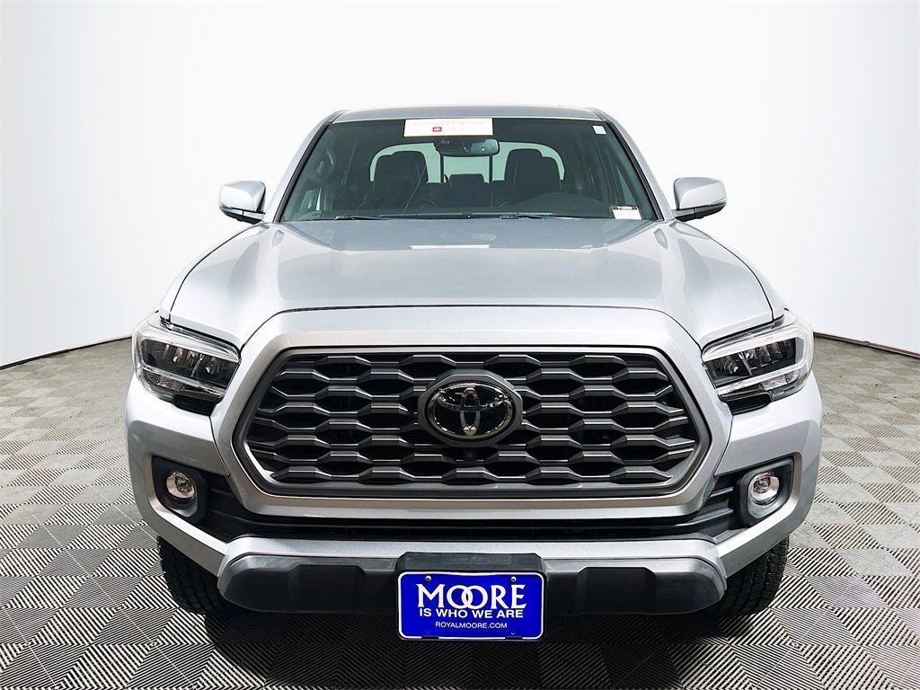 Certified 2022 Toyota Tacoma TRD Off-Road image 3