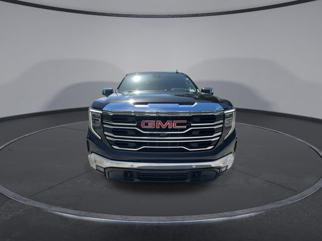 Used 2023 GMC Sierra 1500 SLT w/ SLT Premium Plus Package AWD/4WD image 3