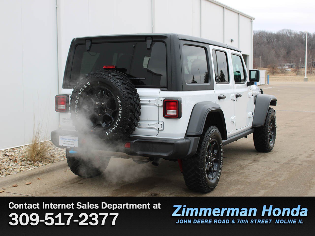 Used 2023 Jeep Wrangler Unlimited w/ Cold Weather Group image 2