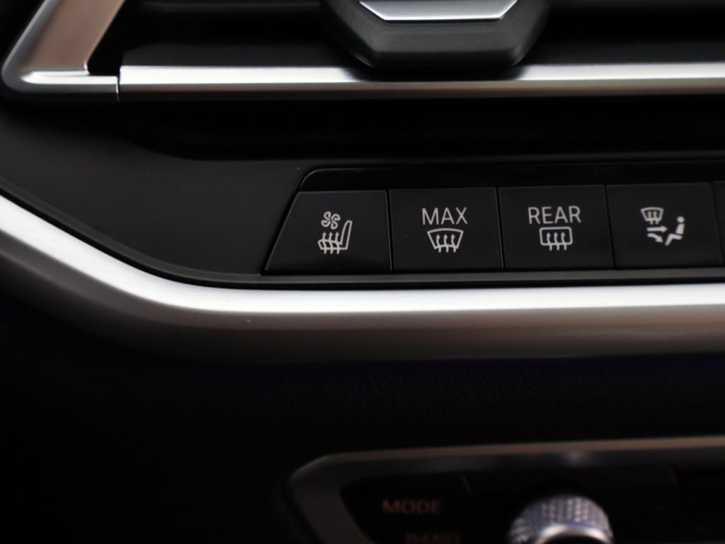 Used 2022 BMW X5 xDrive40i AWD/4WD image 57