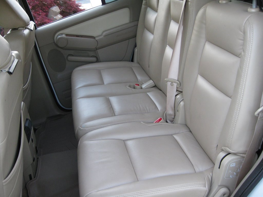 Used 2010 Ford Explorer Eddie Bauer AWD/4WD image 27