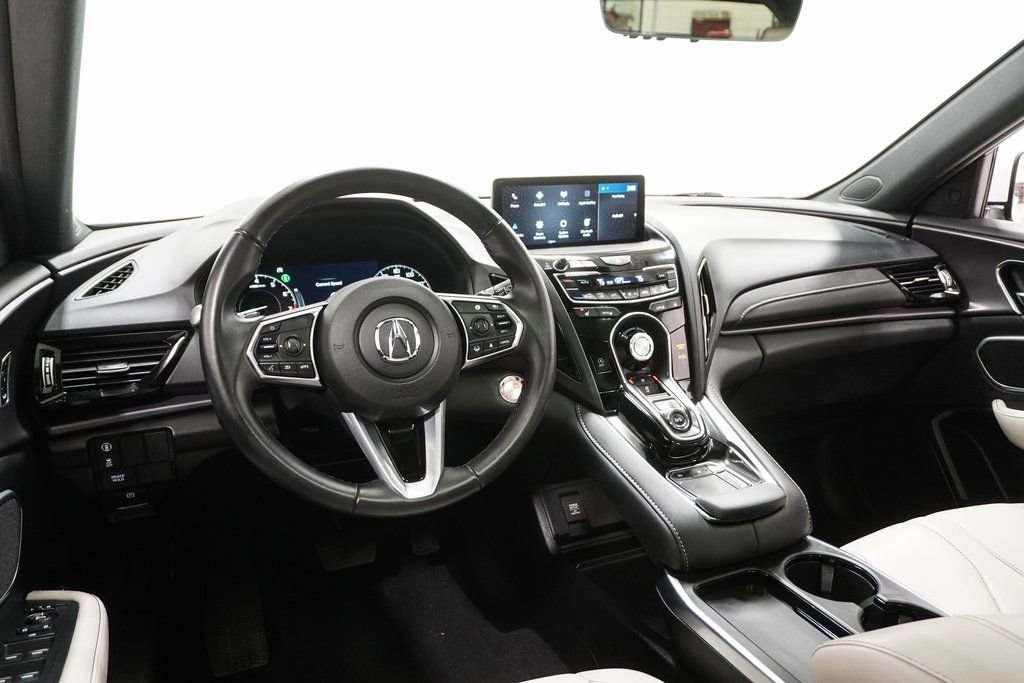 Used 2025 Acura RDX SH-AWD image 9