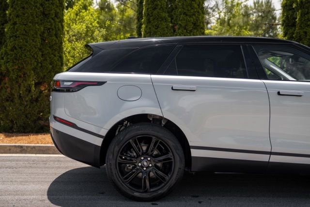 Used 2022 Land Rover Range Rover Velar S AWD/4WD image 12