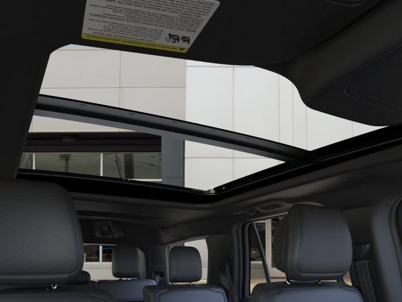 New 2026 Ford Expedition Platinum image 22