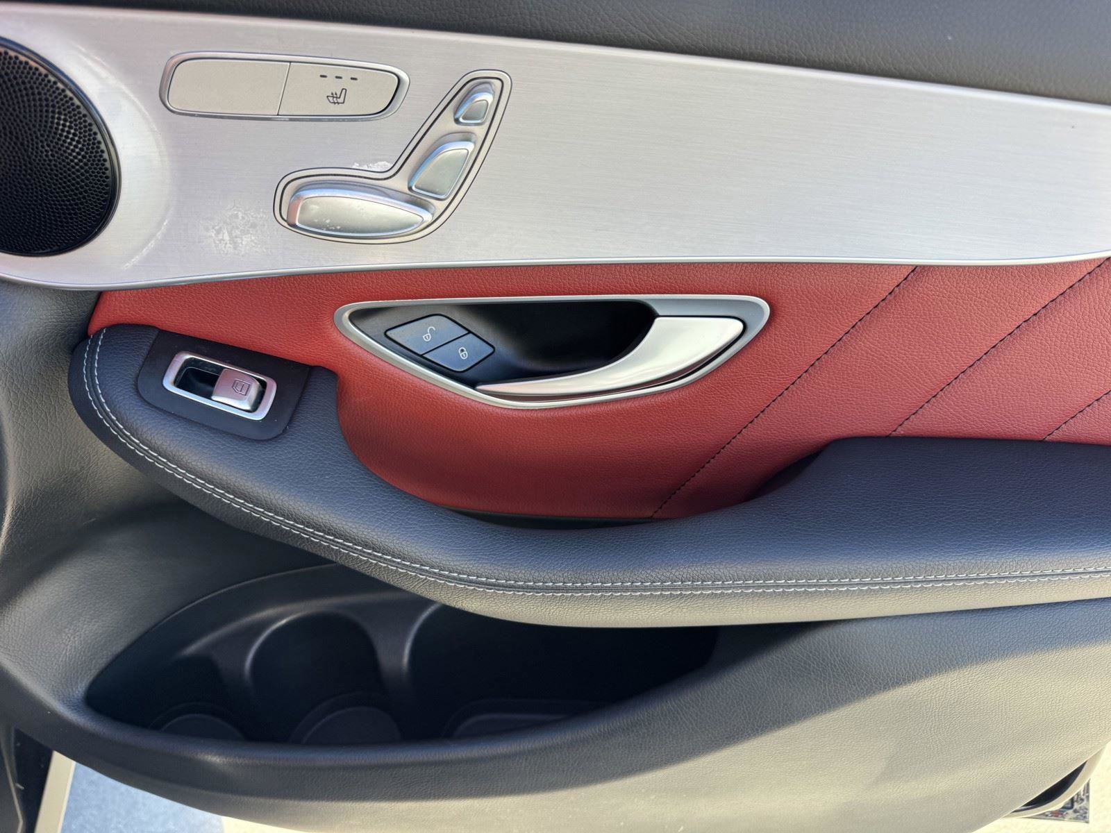 Used 2021 Mercedes-Benz GLC 300 image 9