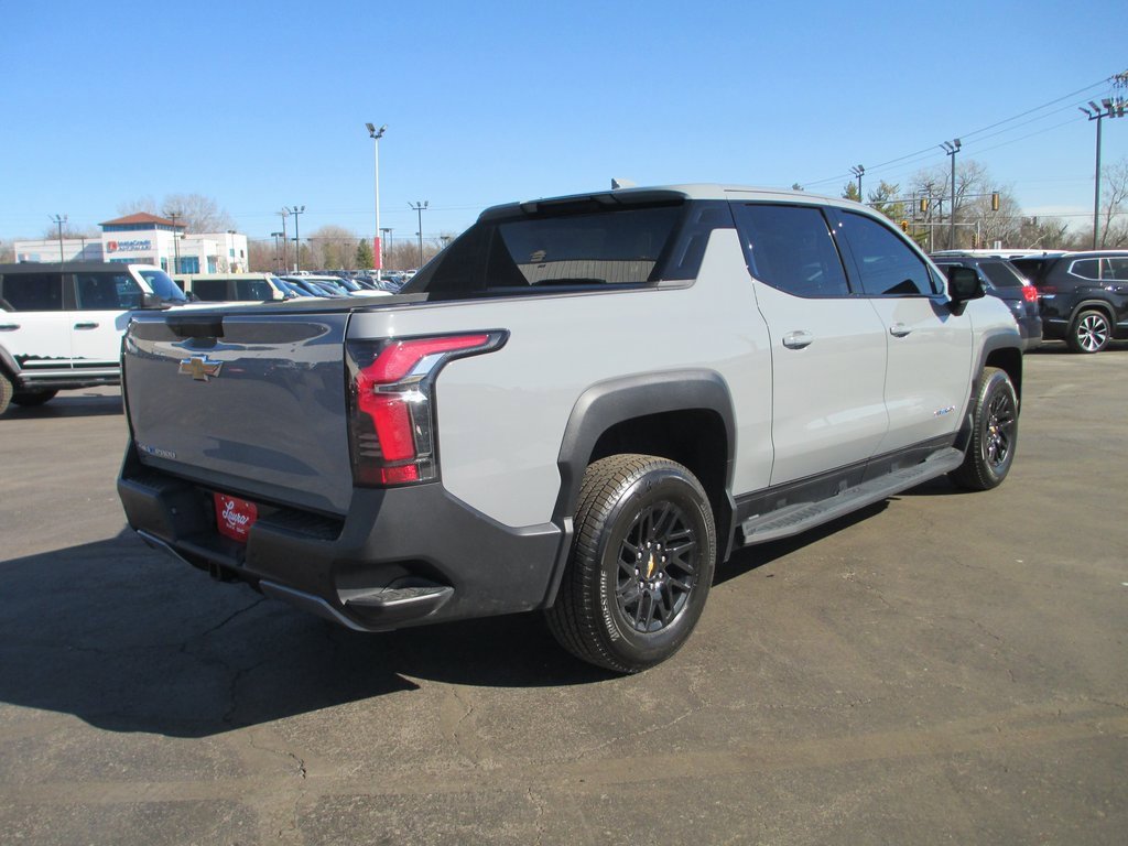 Used 2026 Chevrolet Silverado EV LT image 5