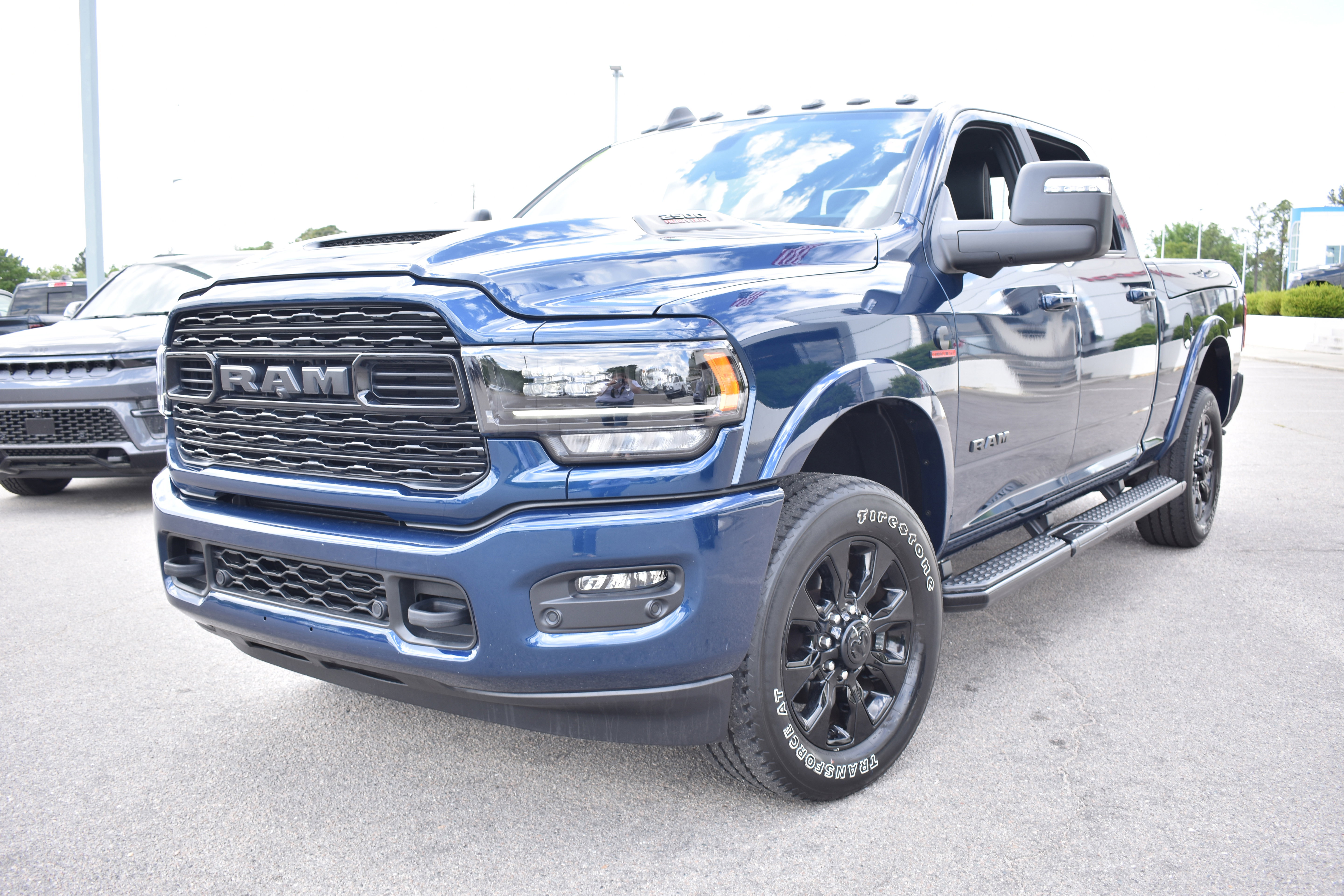 Used 2024 RAM 2500 Limited AWD/4WD image 5