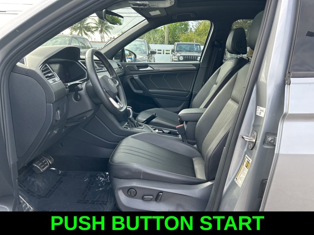 Used 2023 Volkswagen Tiguan SE R-Line image 11