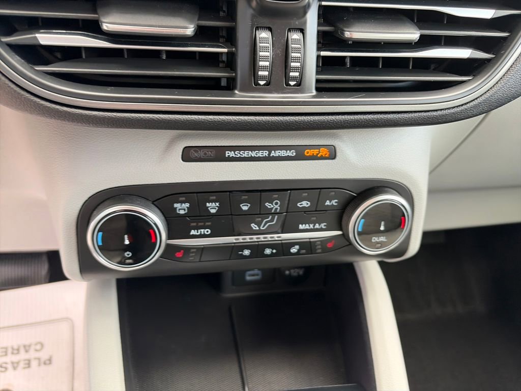 Used 2023 Ford Escape Active w/ Cold Weather Package FWD image 22