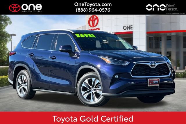 Certified 2022 Toyota Highlander XLE
