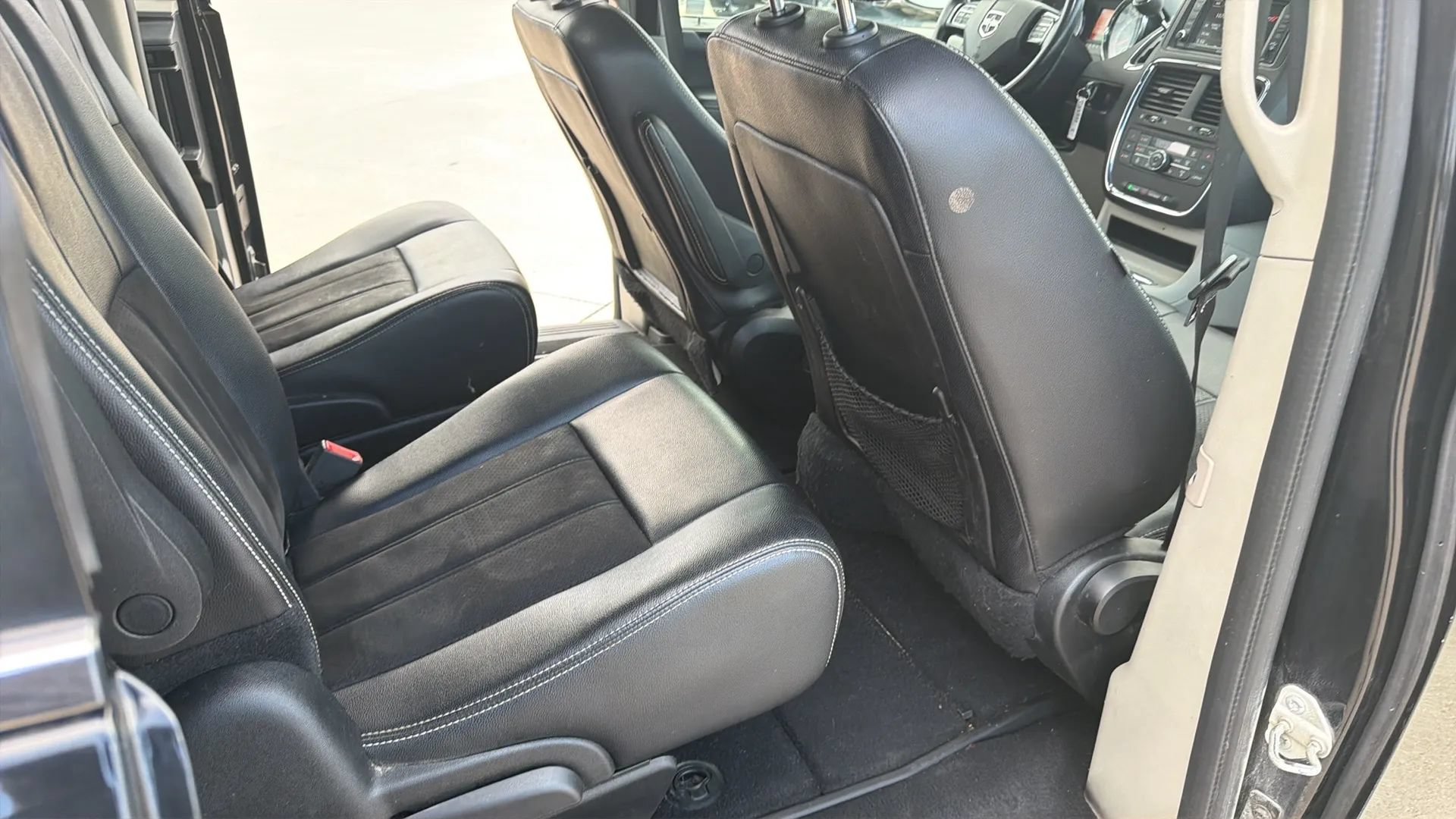 Used 2019 Dodge Grand Caravan SXT w/ Driver Convenience Group FWD image 72