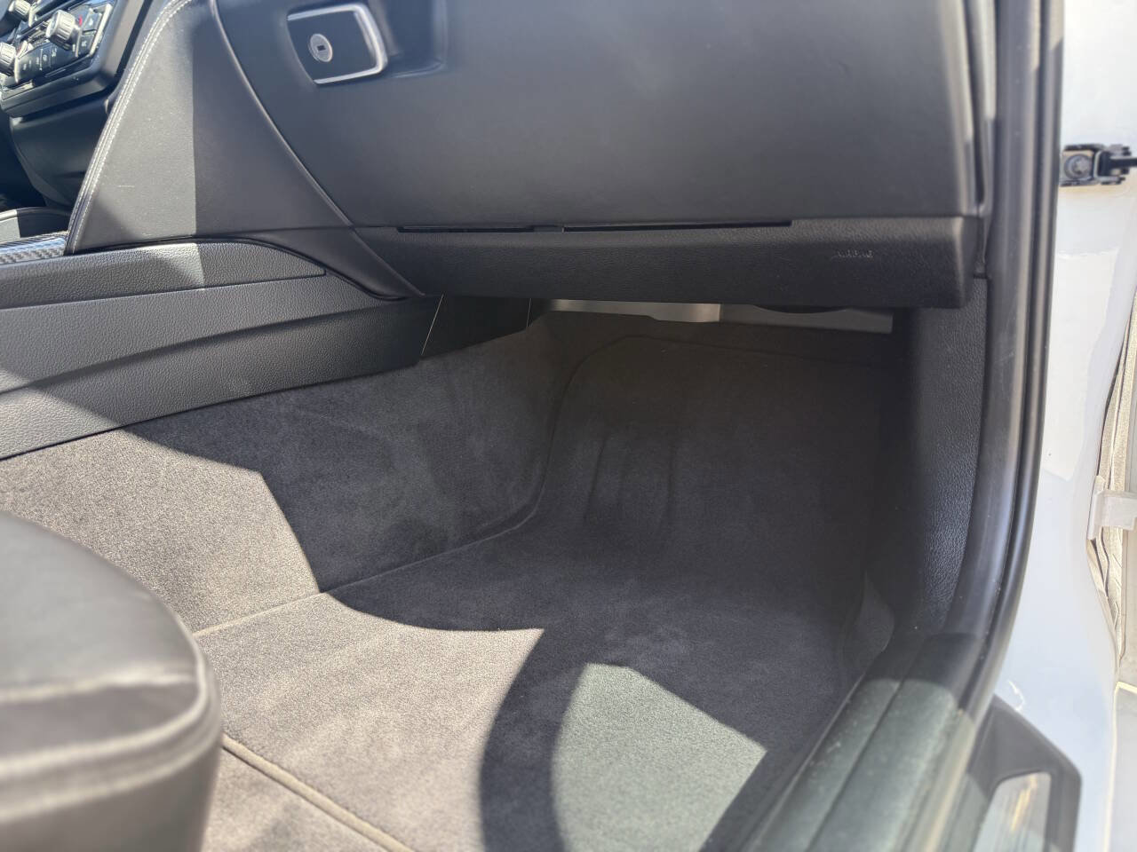 Used 2015 BMW M3 image 25