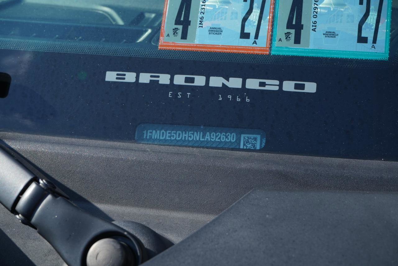 Used 2022 Ford Bronco Black Diamond image 91