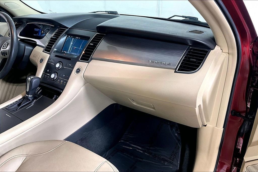 Used 2016 Ford Taurus SEL w/ Equipment Group 201A image 16