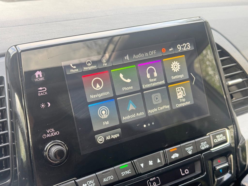 Used 2024 Honda Odyssey Touring image 12