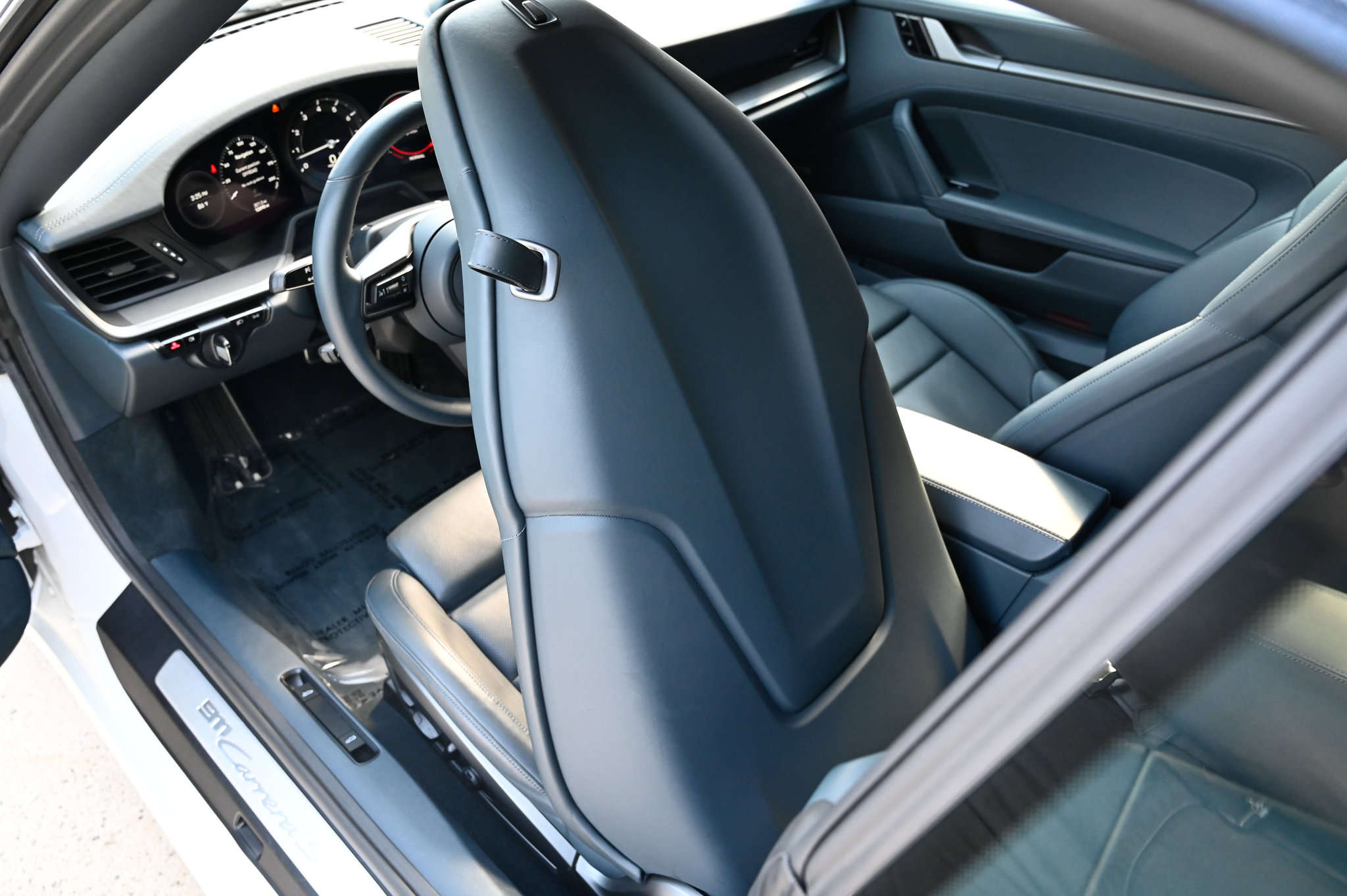 Used 2021 Porsche 911 Carrera S image 24