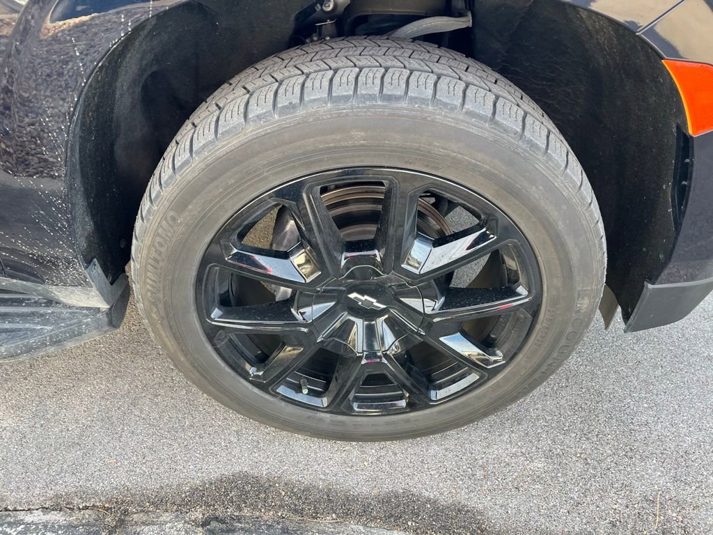 Used 2022 Chevrolet Tahoe RST w/ Luxury Package image 45