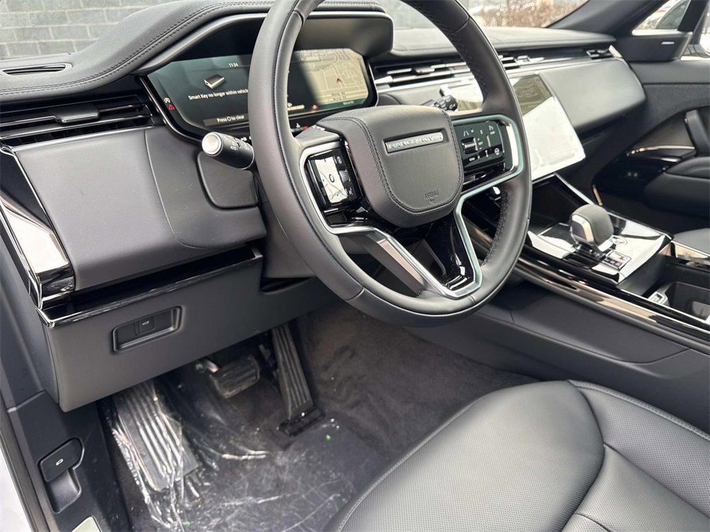 New 2025 Land Rover Range Rover Sport SE image 23