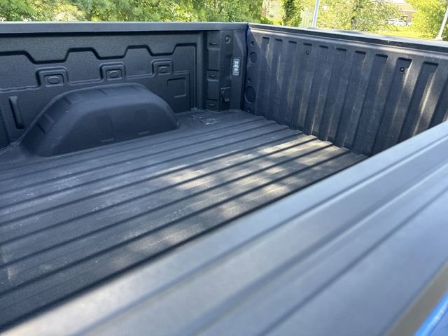 Used 2023 Chevrolet Silverado 1500 ZR2 w/ Technology Package AWD/4WD image 9