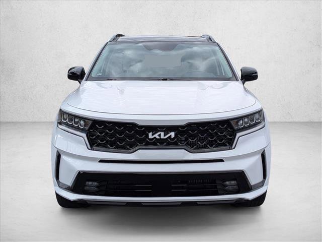 Used 2022 Kia Sorento EX w/ Panoramic Sunroof Package image 2