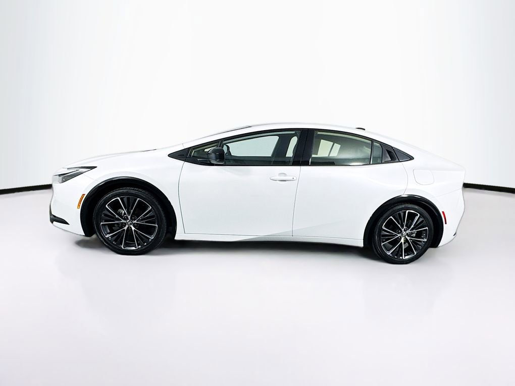 Used 2024 Toyota Prius Limited image 6