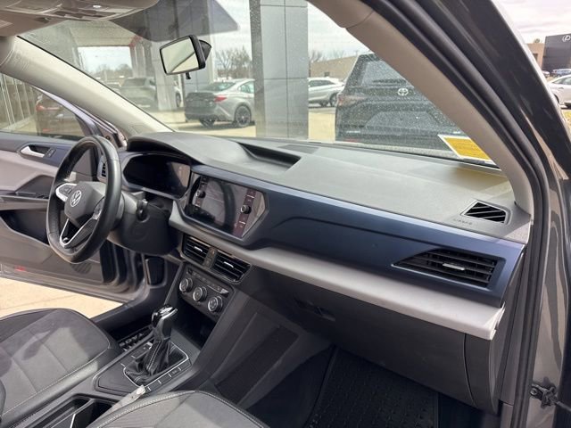 Used 2022 Volkswagen Taos SE w/ Panoramic Sunroof Package FWD image 32