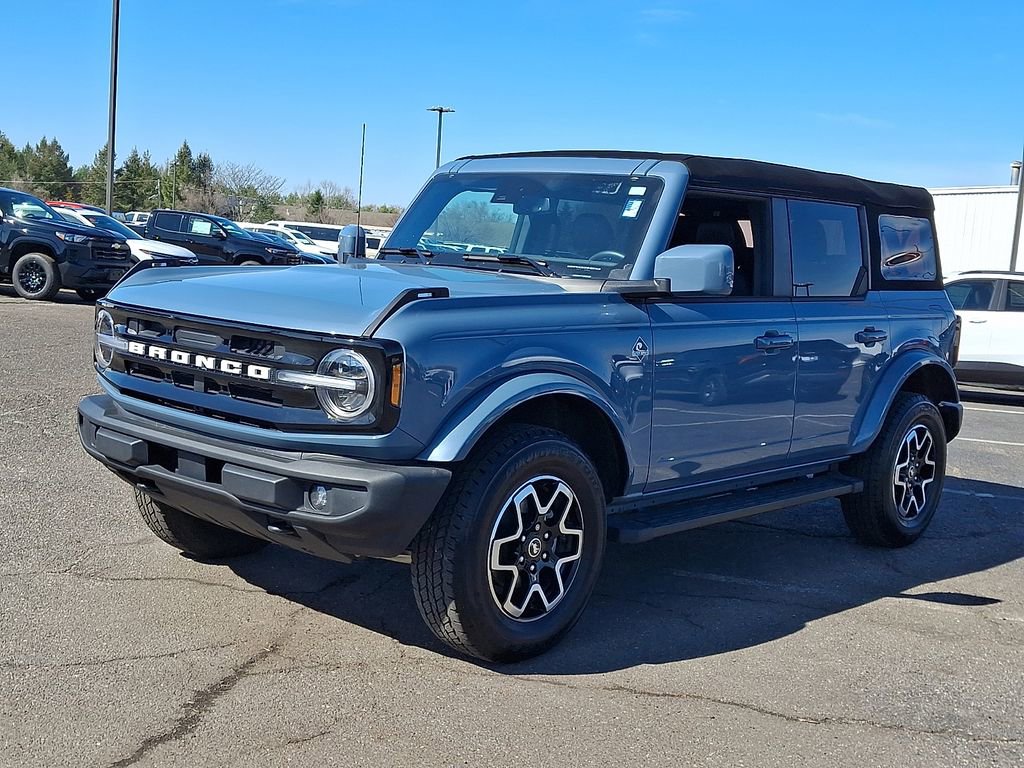 Used 2024 Ford Bronco Outer Banks image 6