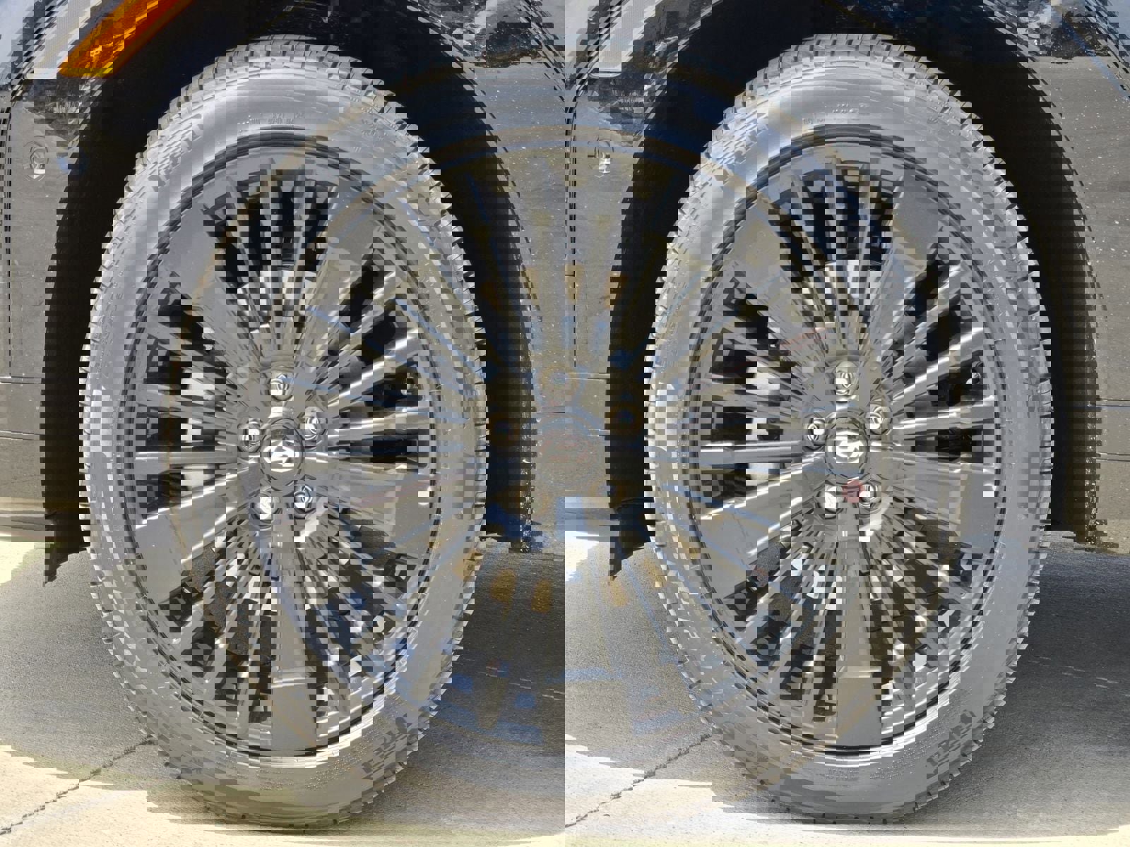 Used 2025 Hyundai Santa Fe Calligraphy image 8