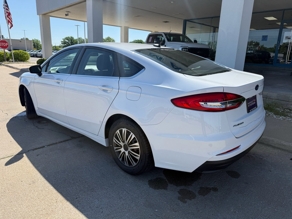 Used 2019 Ford Fusion S FWD image 8