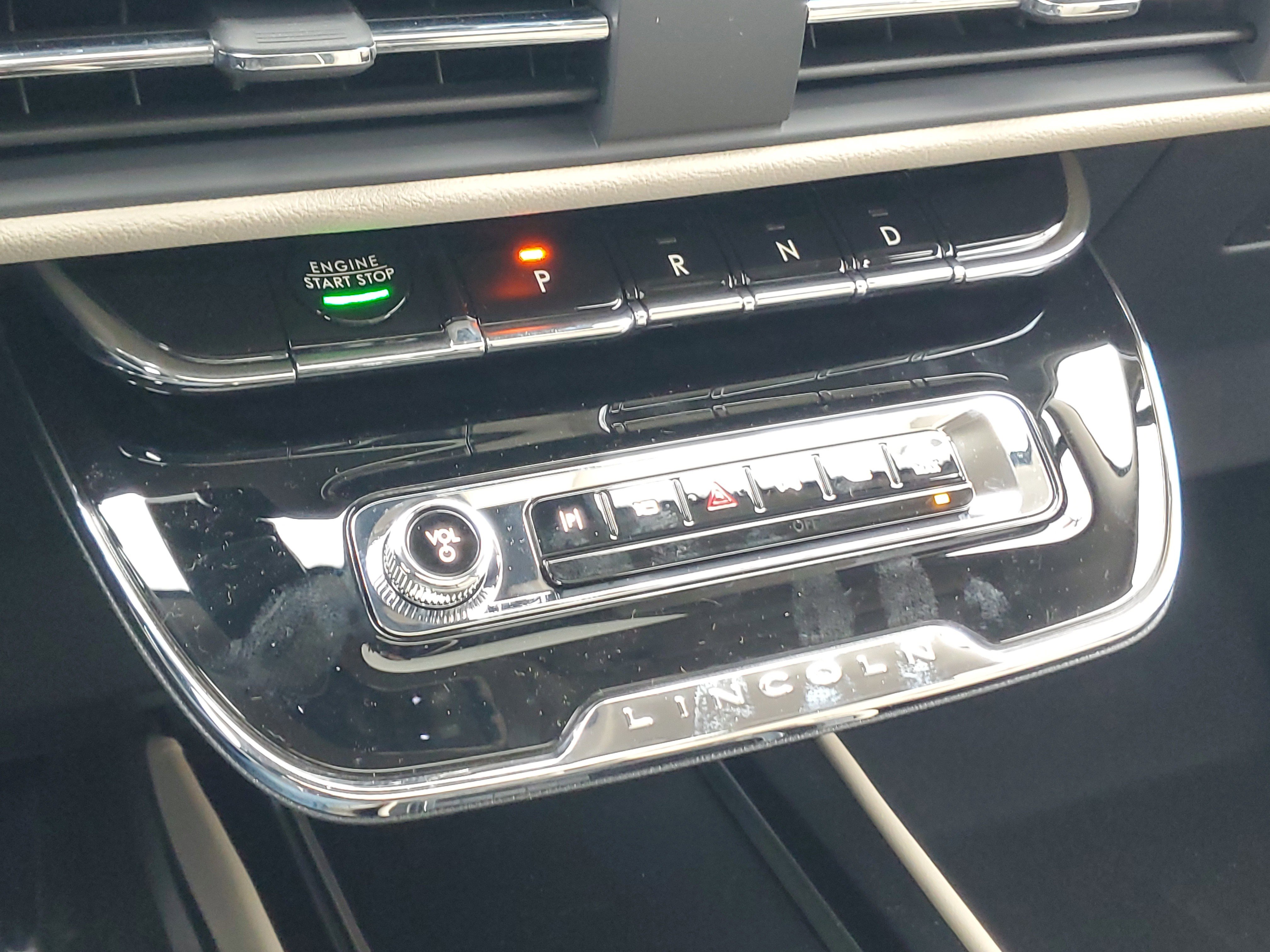 New 2026 Lincoln Corsair Premiere image 22