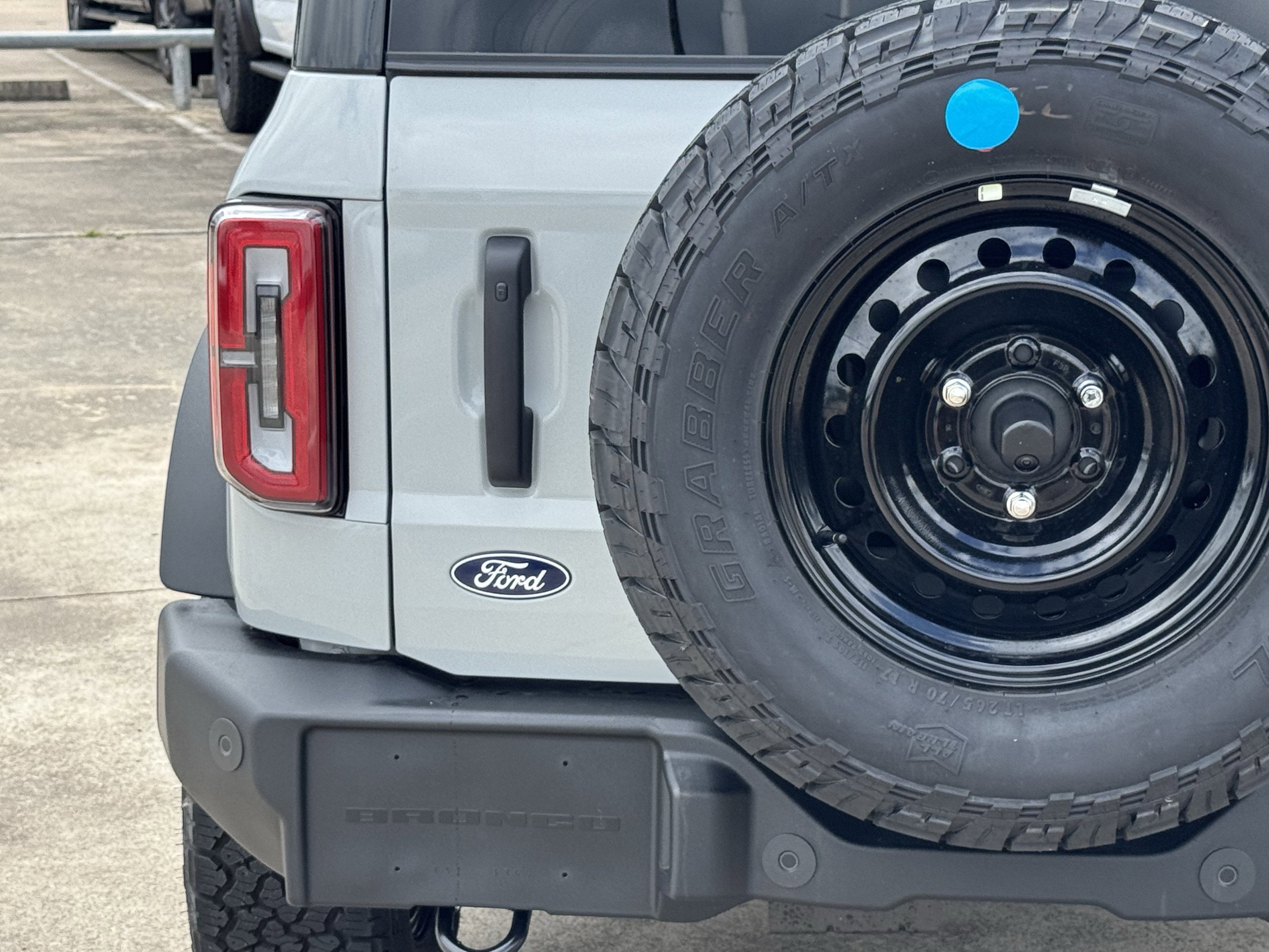New 2026 Ford Bronco Outer Banks AWD/4WD image 11
