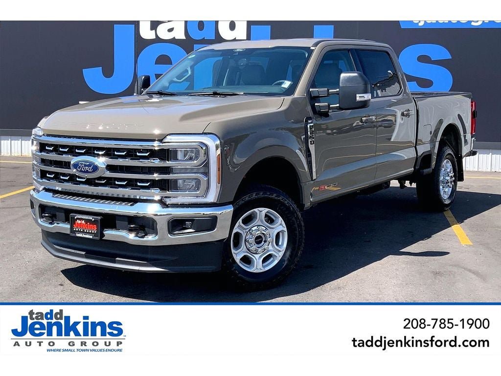 New 2026 Ford F250 XLT w/ XLT Premium Package AWD/4WD image 16