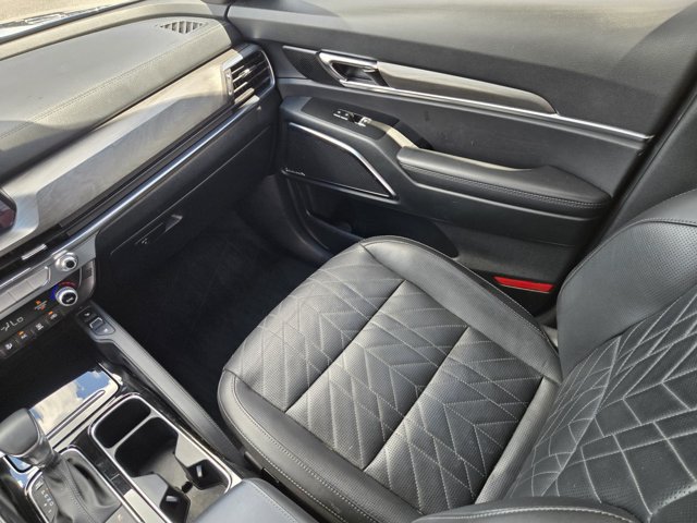 Certified 2025 Kia Telluride SX Prestige X-Line AWD/4WD image 18