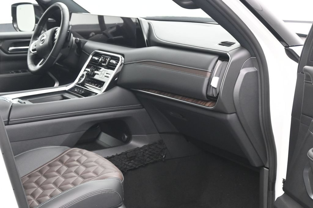 New 2026 Nissan Armada Platinum w/ Accent Package AWD/4WD image 6