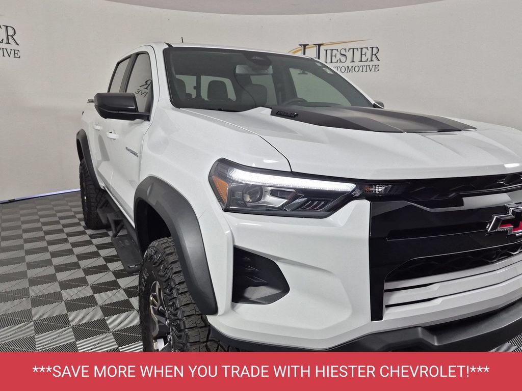 Certified 2025 Chevrolet Colorado ZR2 w/ Technology Package AWD/4WD image 11