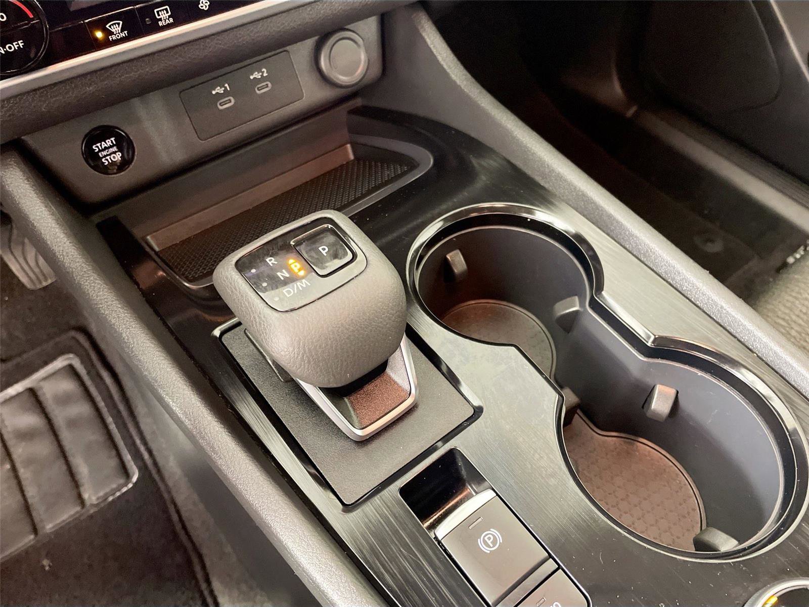 Used 2025 Nissan Rogue SV AWD/4WD image 15