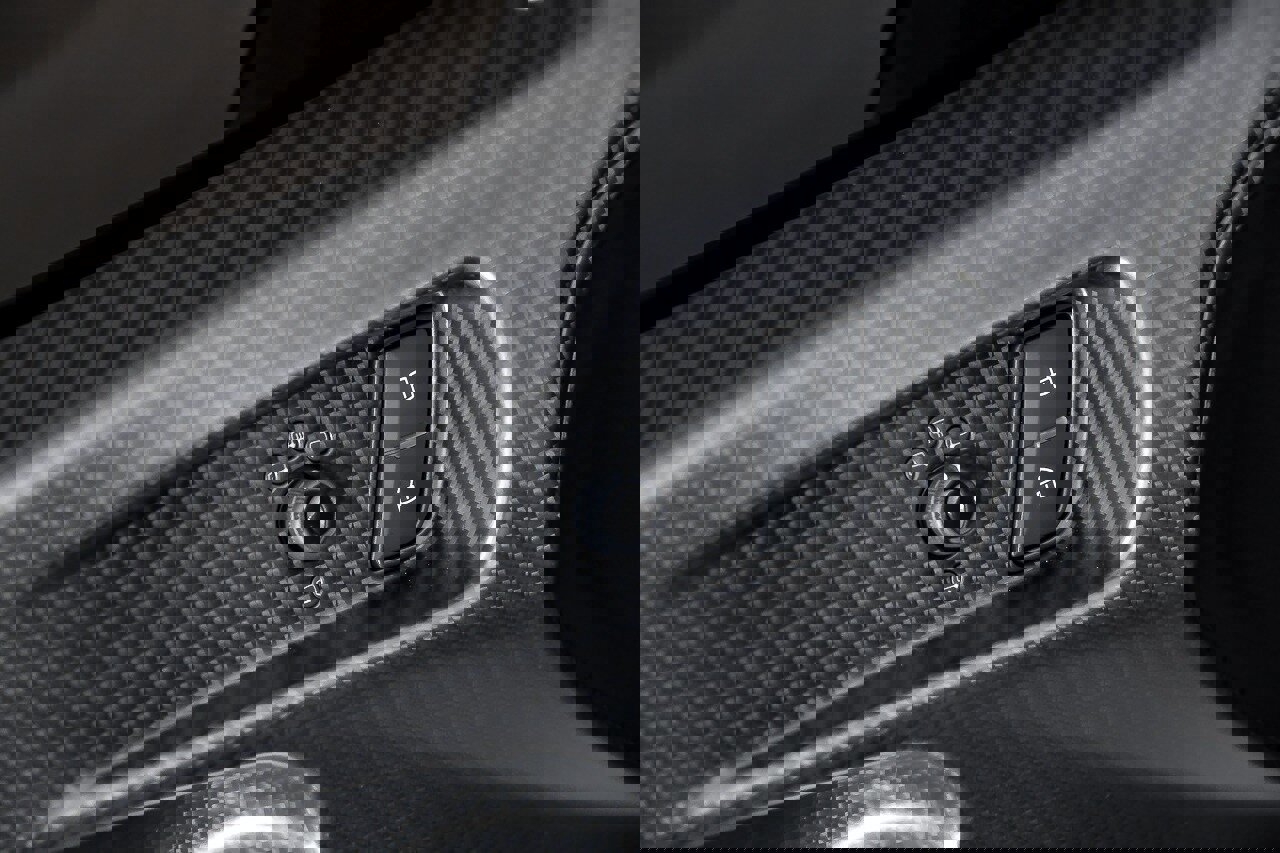 Used 2021 Lamborghini Huracan STO image 22