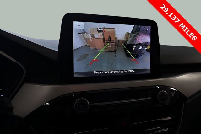 Used 2022 Ford Escape SE image 23