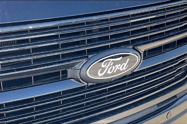 Used 2025 Ford F150 Platinum AWD/4WD image 24