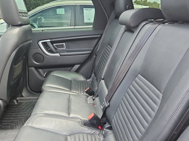 Used 2017 Land Rover Discovery Sport HSE Luxury image 6
