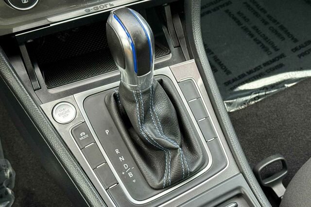 Used 2016 Volkswagen e-Golf SE w/ DC Fast Charging Package image 20