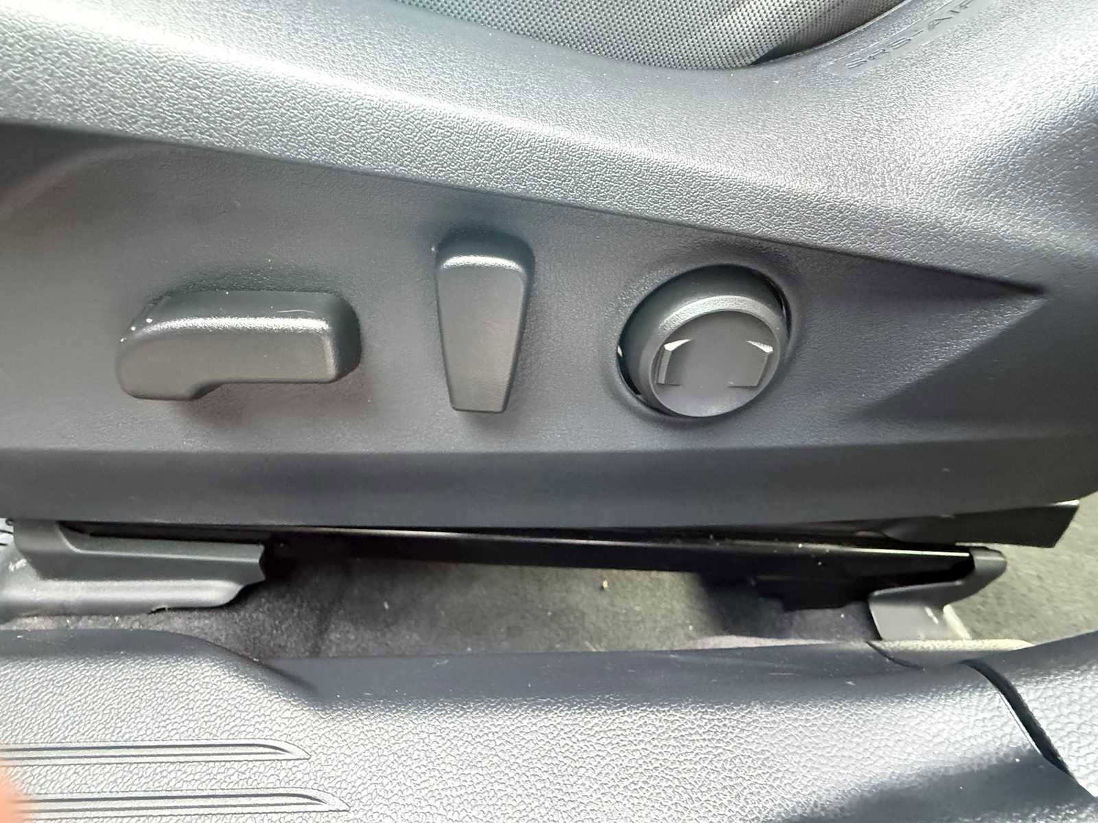 Certified 2025 Subaru Legacy Premium image 11