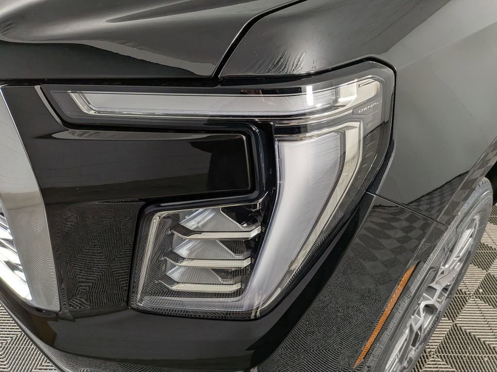 New 2026 GMC Yukon XL Denali w/ Sun & Power Step Package image 14