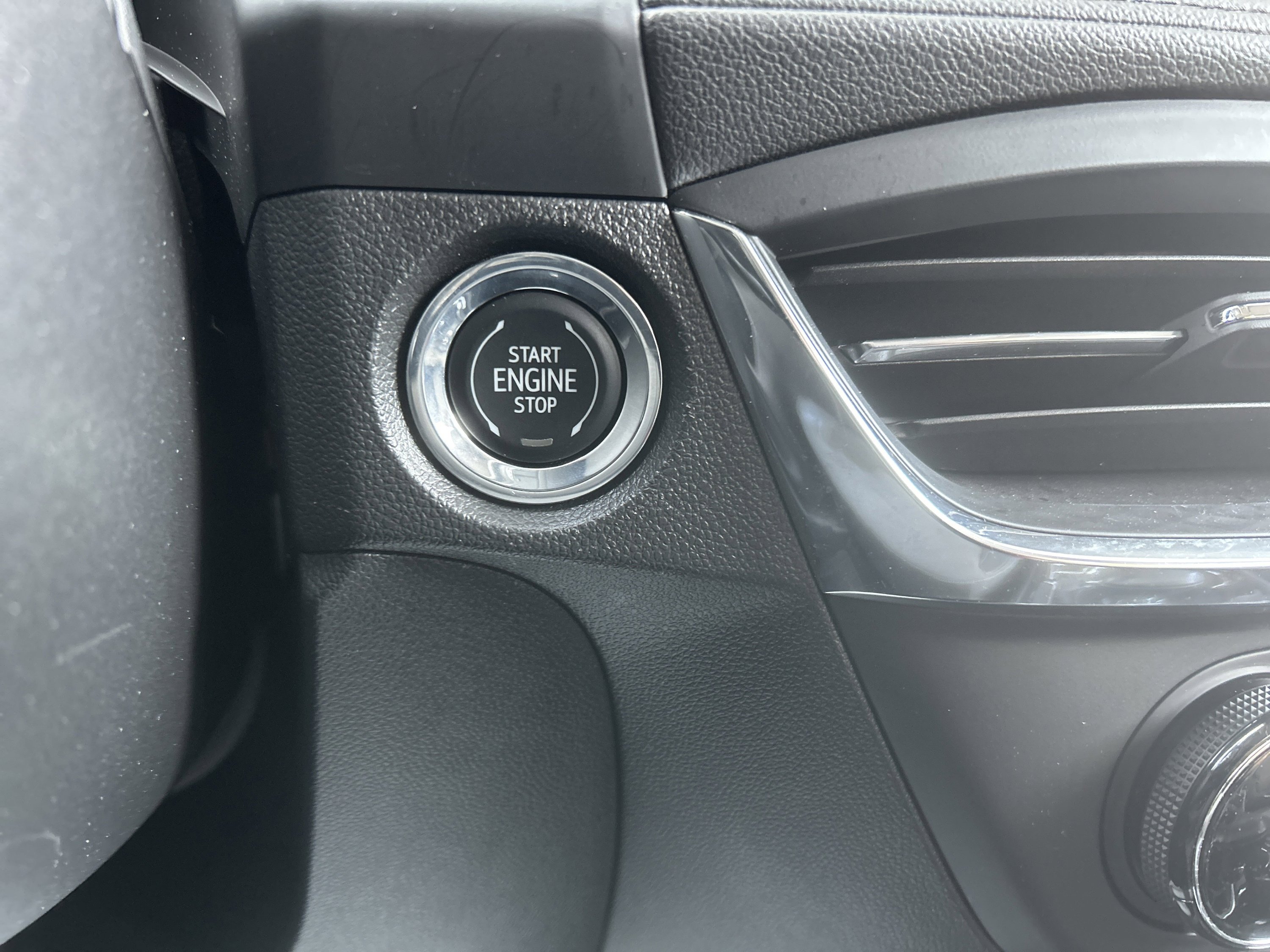 Used 2024 Buick Encore GX Preferred image 20