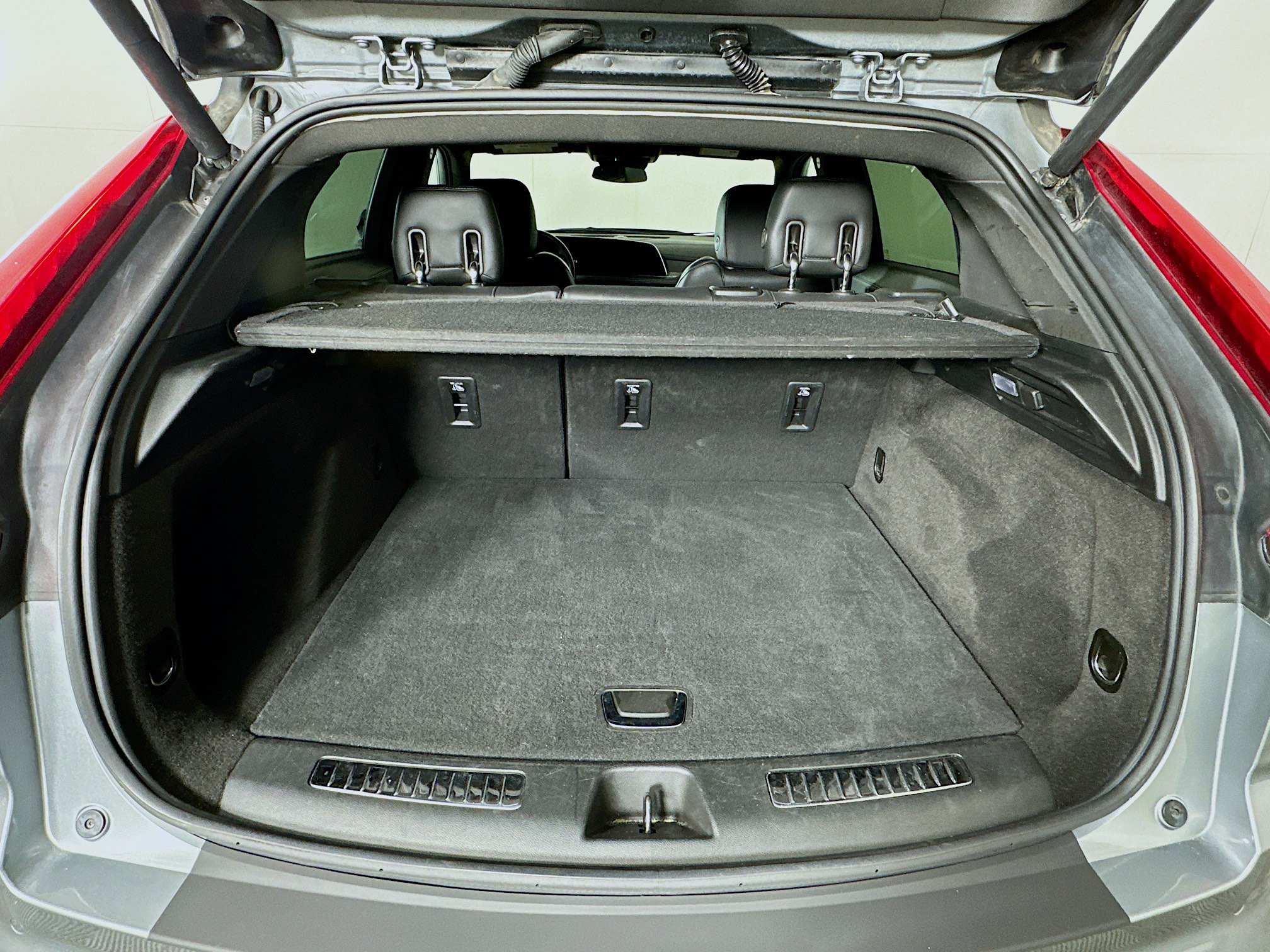 Used 2024 Cadillac XT4 Premium Luxury image 27